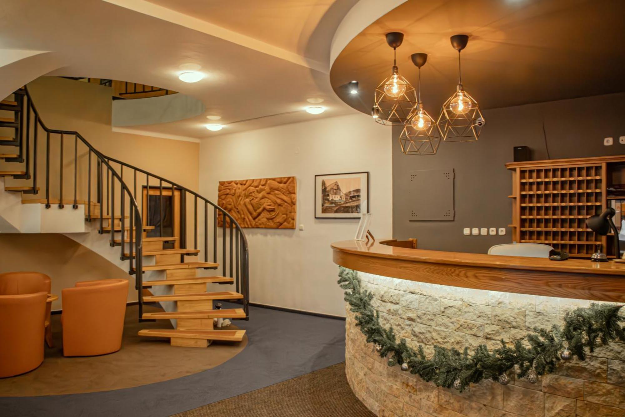 Hotel Esprit Špindlerŭv Mlýn Eksteriør billede